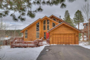 Bitter Brush by Tahoe Getaways -4 BR Pet Friendly, Northstar Home with Hot Tub, Pool Table, & Ski Shuttle Truckee
